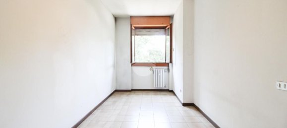 4 Schlafzimmer Wohnung in Milan, Italy, Nr. 373170 12
