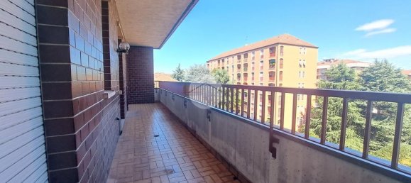 4 Schlafzimmer Wohnung in Milan, Italy, Nr. 373170 14