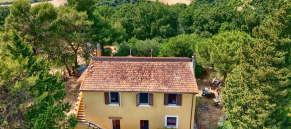 Дом с 5 спальнями в Вольтерра, Италия № 290242 2