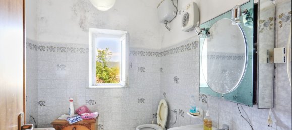 Дом с 5 спальнями в Вольтерра, Италия № 290242 22