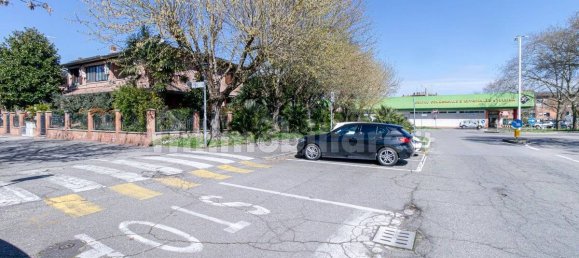 3 bedrooms Villa in Castenaso, Italy No. 29732 5