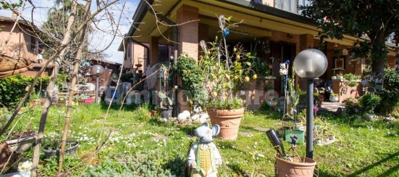 3 bedrooms Villa in Castenaso, Italy No. 29732 4