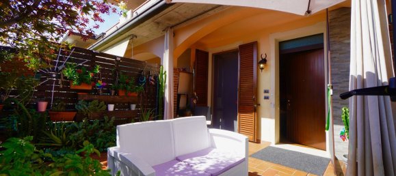 Apartamento de 4 dormitorios en Travagliato, Italy No. 361362 17