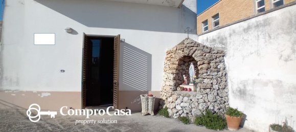 6غرفة منزل في Vernole, Italy رقم 104769 4