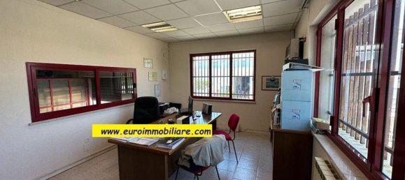700m² Warehouse in Pineto, Italy No. 124954 15