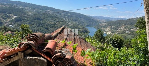 1350m² Land in Marco de Canaveses, Portugal No. 55949 5