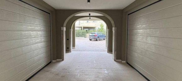 4 rooms Penthouse in Brescia, Italy No. 23655 10