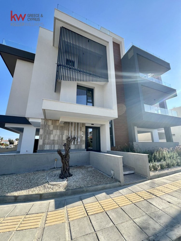 2 غرف نوم شقة في Larnaka, Cyprus رقم 173035