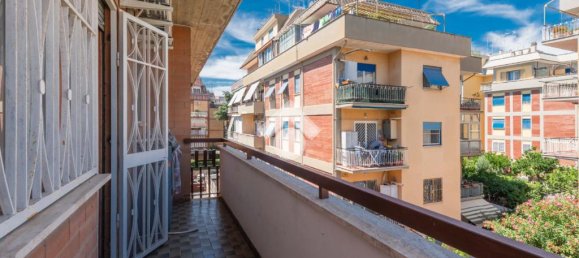 2 bedrooms Apartment in Rome, Italy No. 297422 14