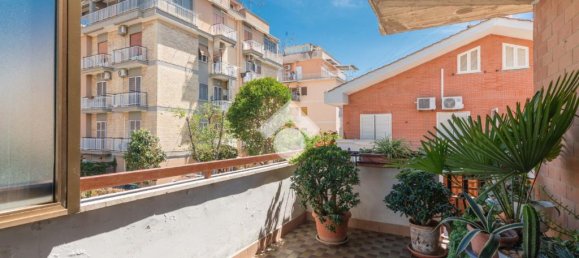 2 bedrooms Apartment in Rome, Italy No. 297422 2