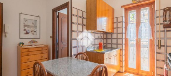 2 bedrooms Apartment in Rome, Italy No. 297422 16