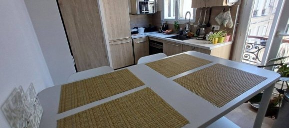 2 rooms Apartment in Paris, France No. 329917 2