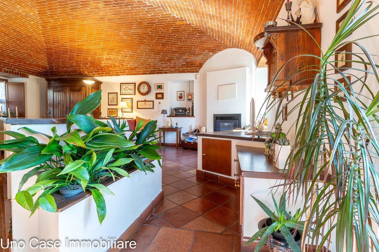 6-salle Maison à Ivrea, Italy No. 146980