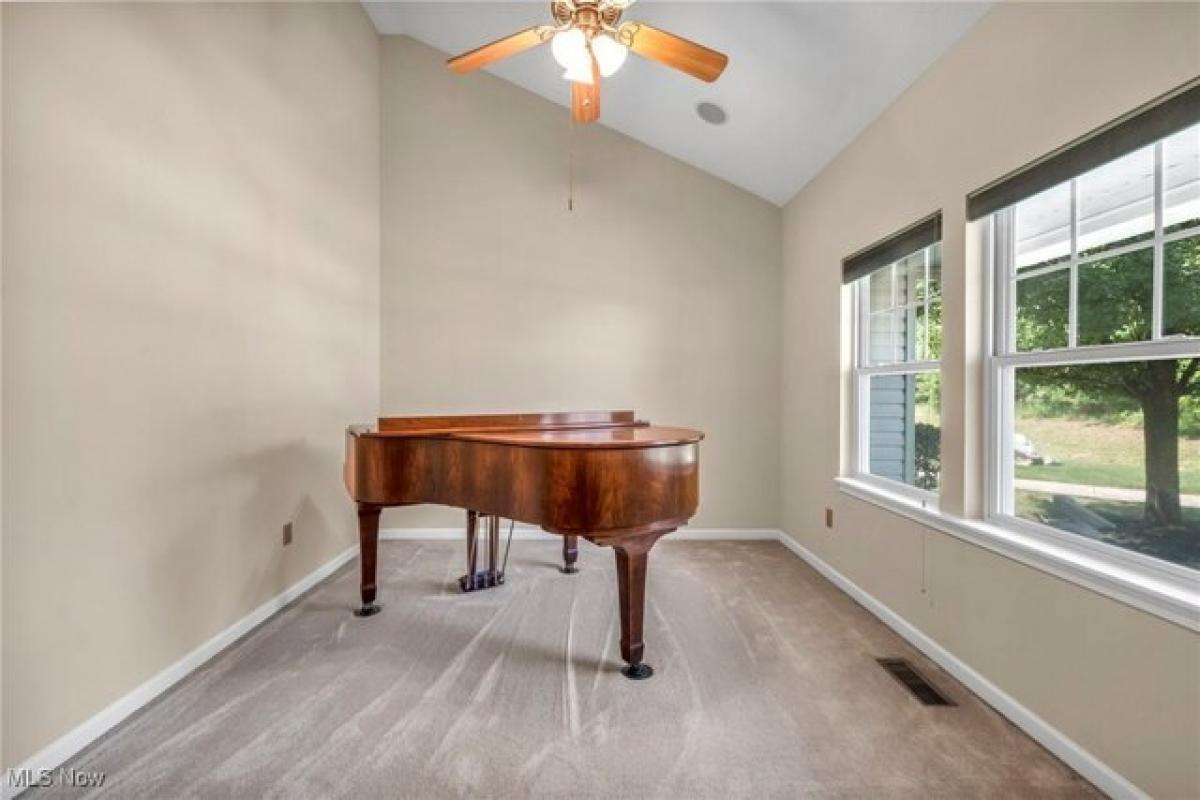 3 bedrooms House in North Olmsted, USA No. 437862