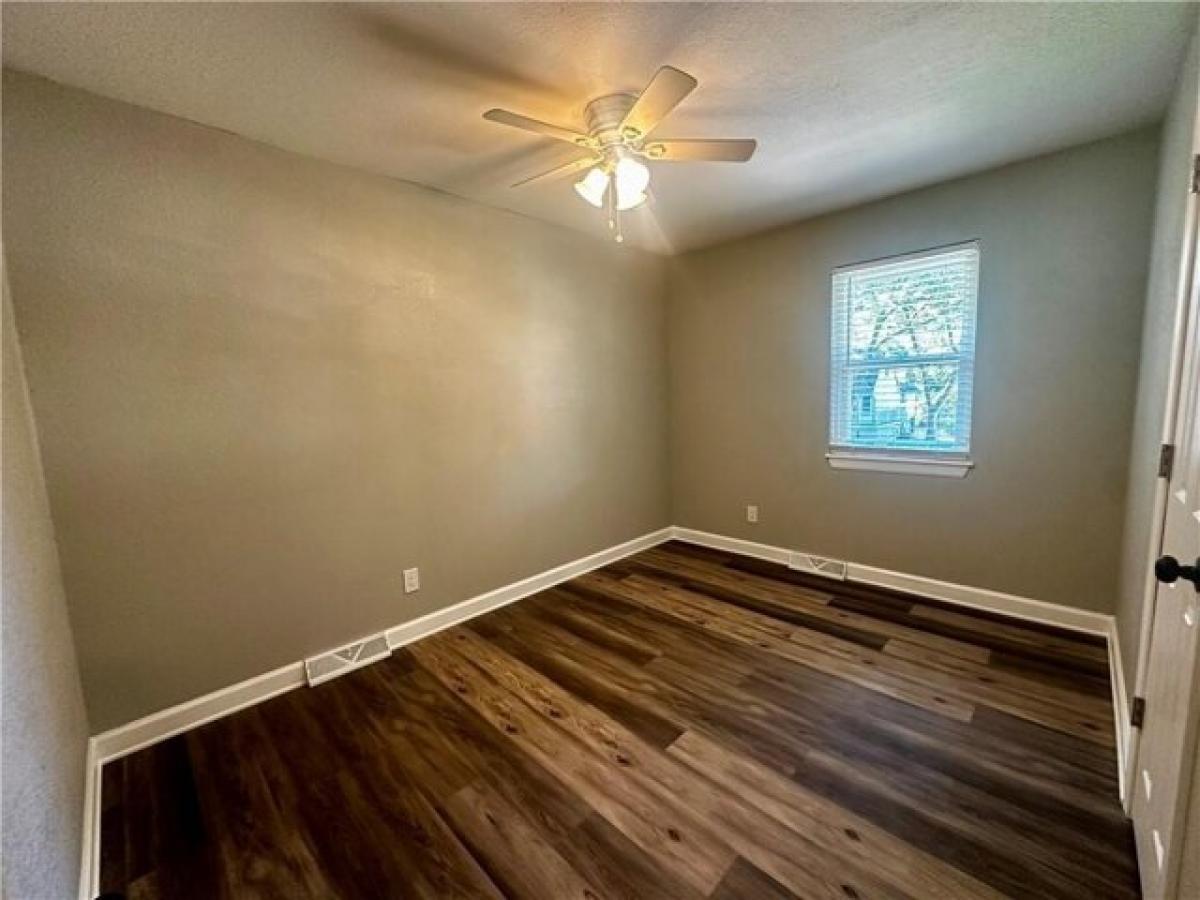 4 bedrooms House in Blue Springs, USA No. 386818