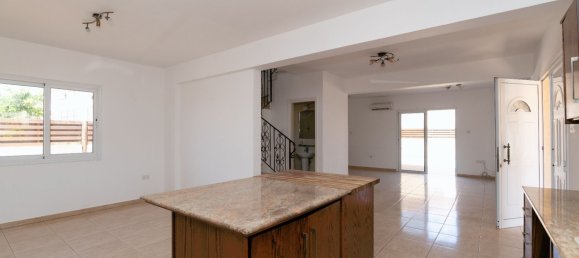 4 bedrooms Villa in Xylofagou, Cyprus No. 22507 13