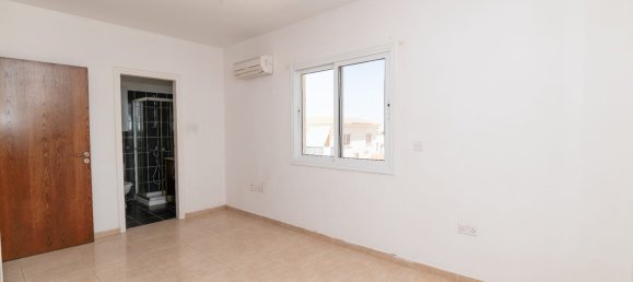 4 bedrooms Villa in Xylofagou, Cyprus No. 22507 20