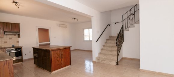 4 bedrooms Villa in Xylofagou, Cyprus No. 22507 7