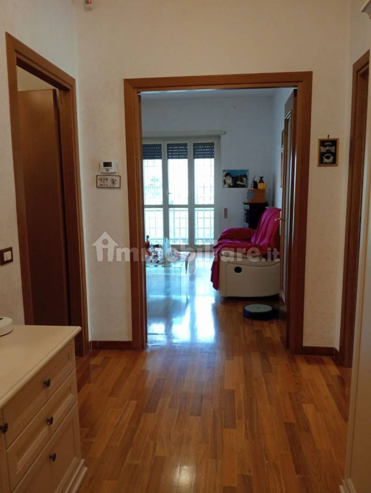 3 bedrooms Apartment in Rome, Italy No. 375340