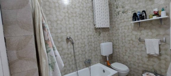 1 bedroom Apartment in Chignolo Po, Italy No. 341505 4