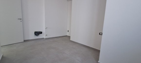 3 bedrooms Apartment in Forlì, Italy No. 334475 9