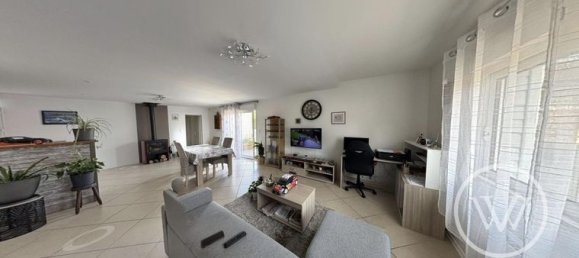 3 Schlafzimmer Haus in Vienne, France, Nr. 309975 4