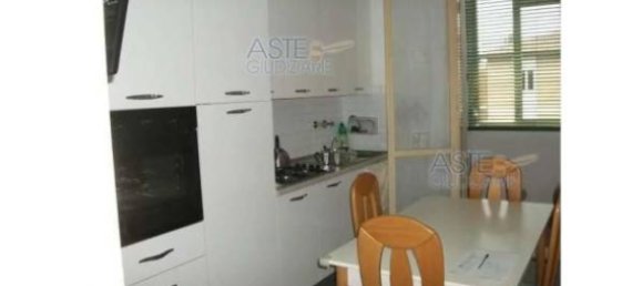 5 rooms Apartment in Faenza, Italy No. 259273 3