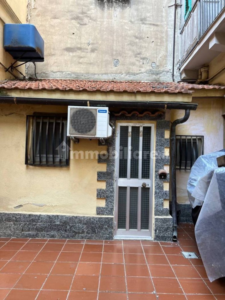 10m² Warehouse in Messina, Italy No. 251148