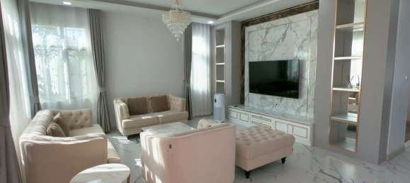 4 bedrooms House in San Sai, Thailand No. 5197 12