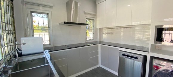 4 bedrooms House in San Sai, Thailand No. 5197 24