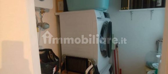 Apartamento de 2 dormitorios en Corsico, Italy No. 362110 7