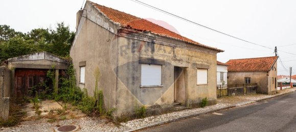 5 bedrooms House in Marinha Grande, Portugal No. 25979 3