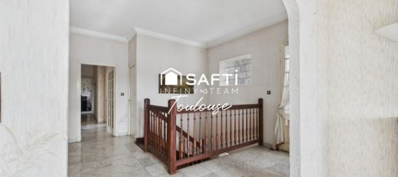 4 bedrooms House in Haute-Garonne, France No. 314023 12