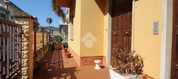 8 غرف نوم منزل في Martinsicuro, Italy رقم 273345 2