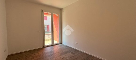 3 rooms Apartment in San Biagio di Callalta, Italy No. 171393 11