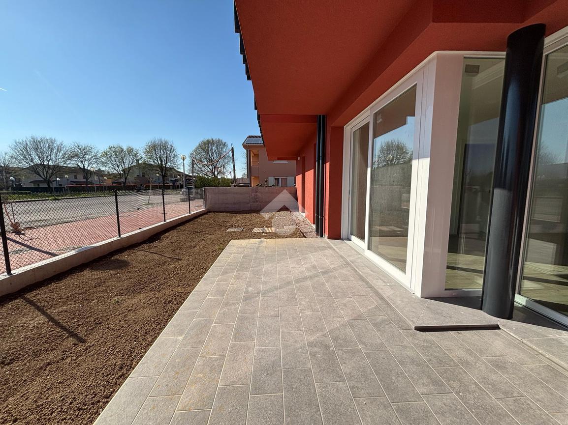 3 rooms Apartment in San Biagio di Callalta, Italy No. 171393