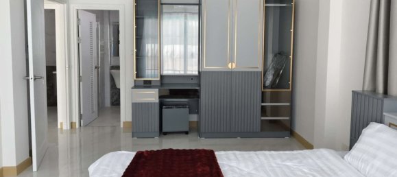 3 Schlafzimmer Haus in Hua Hin, Thailand, Nr. 73848 4