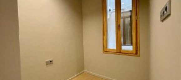 4 غرف نوم شقة في Ciutat Vella, Spain رقم 25642 44