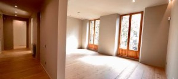 4 غرف نوم شقة في Ciutat Vella, Spain رقم 25642 10