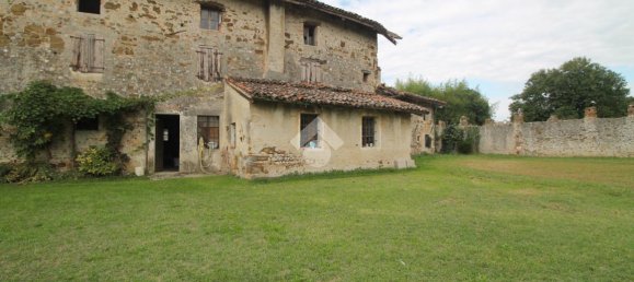 6 rooms House in Udine, Italy No. 24350 8