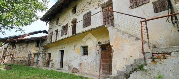 6 rooms House in Udine, Italy No. 24350 5