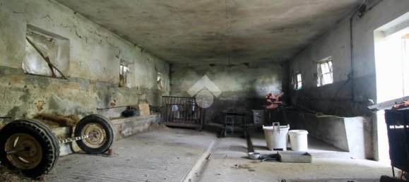 6 rooms House in Udine, Italy No. 24350 13