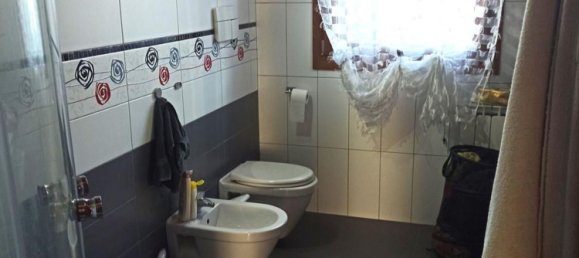 5 rooms Villa in Frassinelle Polesine, Italy No. 153473 4