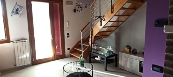 5 rooms Villa in Frassinelle Polesine, Italy No. 153473 3
