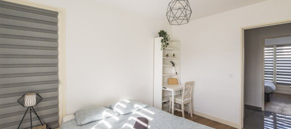 4 Schlafzimmer Wohnung in Reims, France, Nr. 63190 14