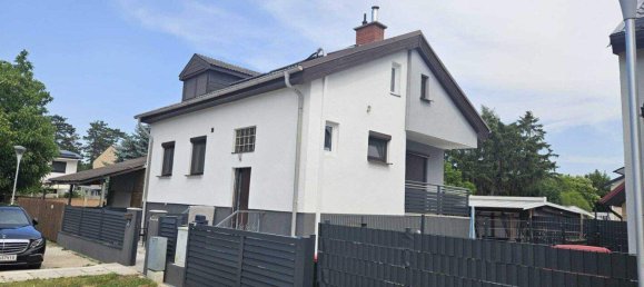 4-salle Maison à Deutsch-Wagram, Austria No. 203001 2