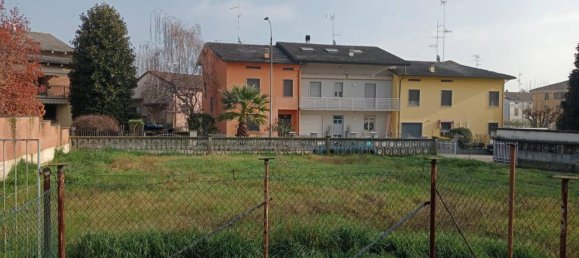 650m² Land in Brescello, Italy No. 151077 3