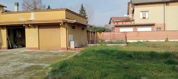 650m² Land in Brescello, Italy No. 151077 6