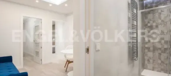 2 bedrooms Apartment in Ciutat Vella, Spain No. 112741 17