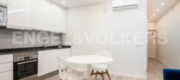 2 bedrooms Apartment in Ciutat Vella, Spain No. 112741 15